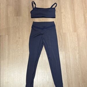 Cloud ii Navy Bra & High-Waist Workout Leggings
